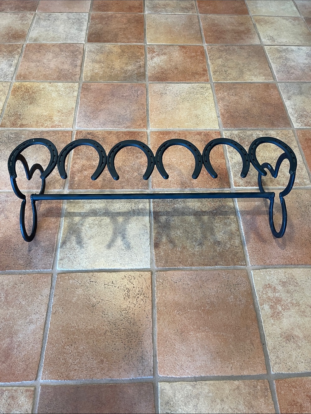 Metal Horse Shoe handmade boot rack - Black - Picture 1 of 4